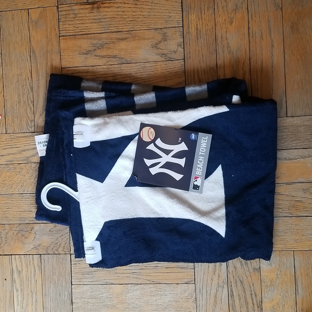 Mlb New York yankees beach towel brand new